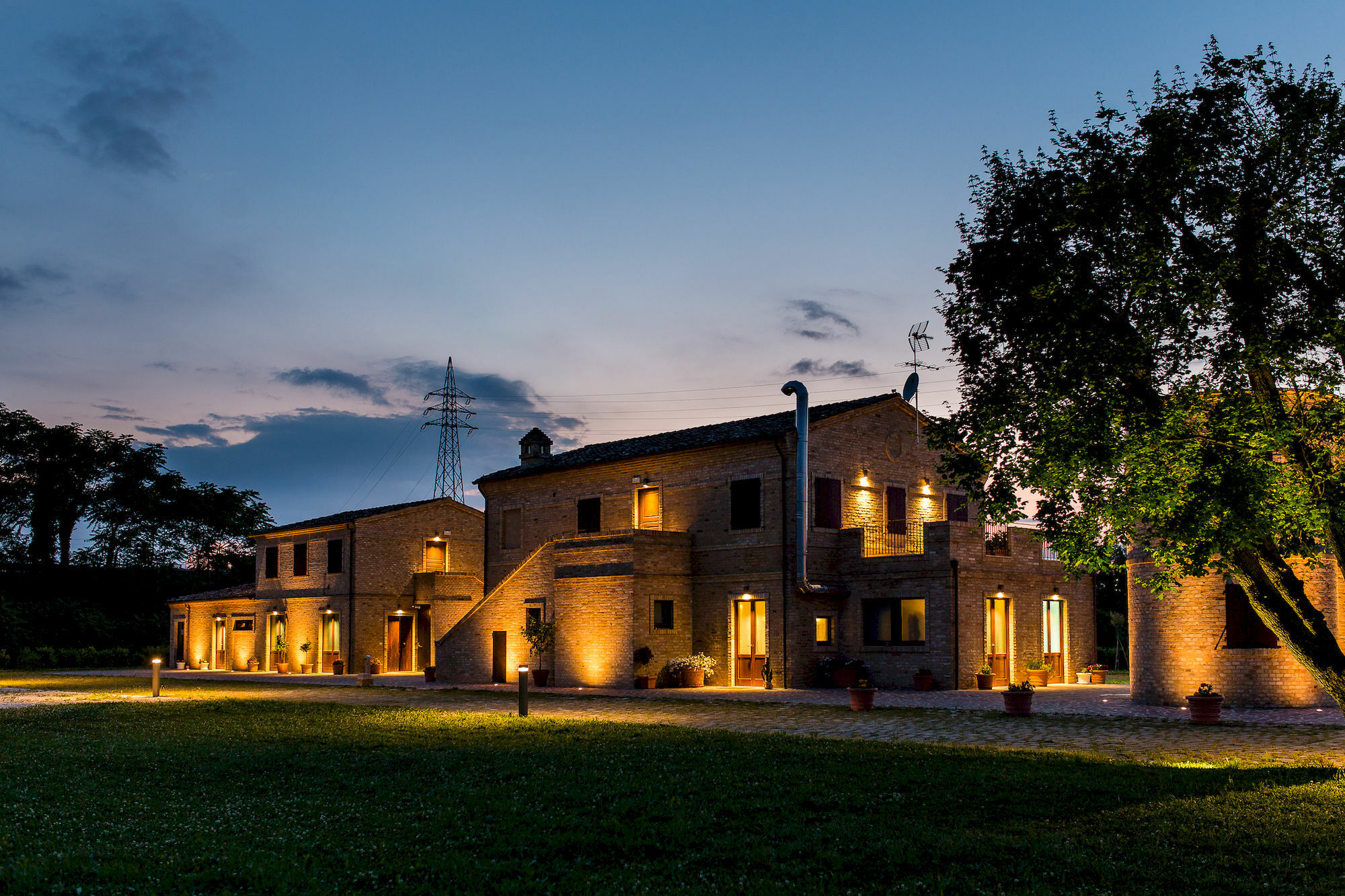 צ'יביטאנובה מארקה Moretti Village - B&B מראה חיצוני תמונה